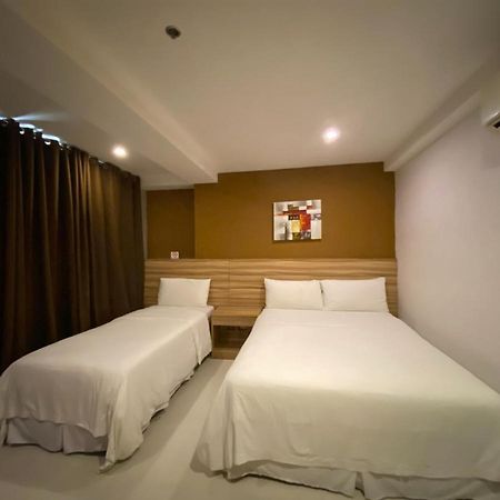 Capital O 820 Guijo Suites Makati Manila Eksteriør bilde