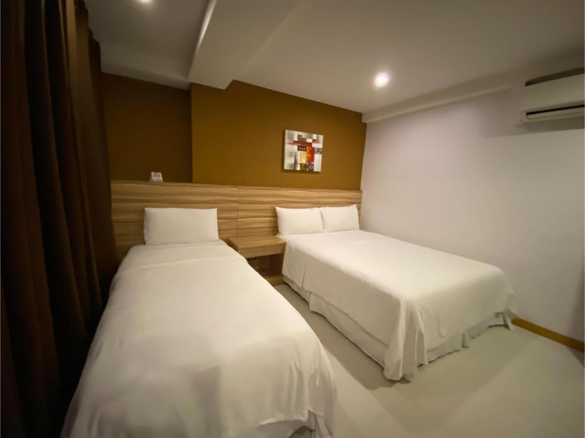 Capital O 820 Guijo Suites Makati Manila Eksteriør bilde