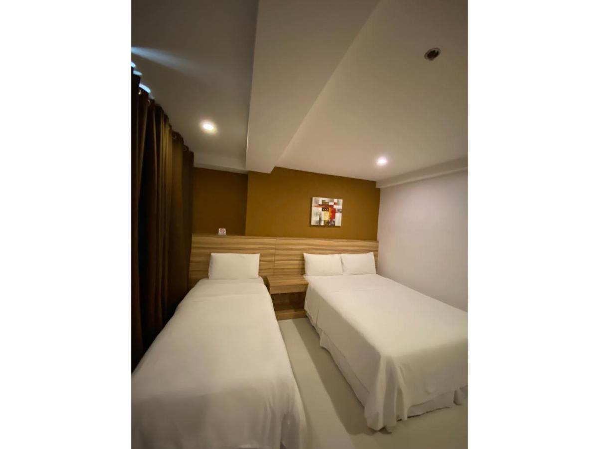 Capital O 820 Guijo Suites Makati Manila Eksteriør bilde
